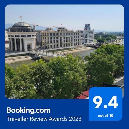 Calla 1 - Modern & Cozy Main Square Apartment In The City Shopping Center - Parking Slot With Parking Security Skopje Extérieur photo