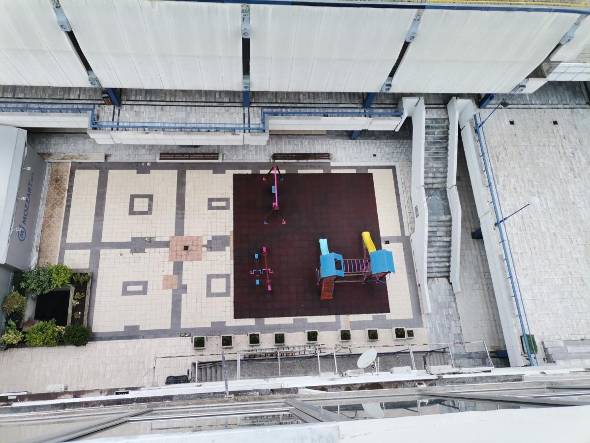 Calla 1 - Modern & Cozy Main Square Apartment In The City Shopping Center - Parking Slot With Parking Security Skopje Extérieur photo